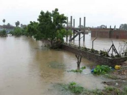 Water is thicker than blood in Bhopal